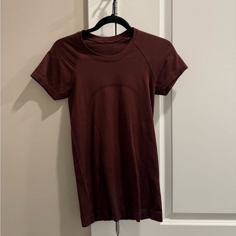 Garnet Lululemon Swiftly Tech Short Sleeve Top